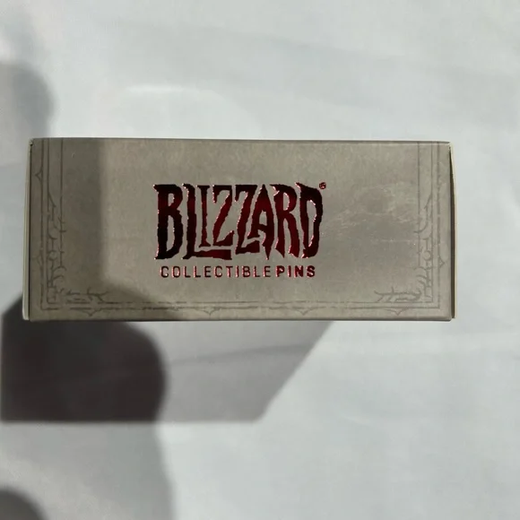 Diablo IV Collector's Edition Pin - Lilith Relic Pin 1/3000 Limited Edition - Picture 4 of 7